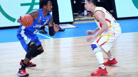 江苏德比战火燎原，肯帝亚客场挫败同曦彰显霸主底蕴