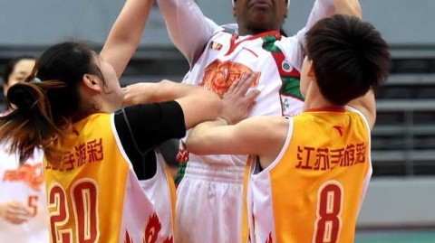 女篮烽火照边城 叶琳娜血战不退写传奇