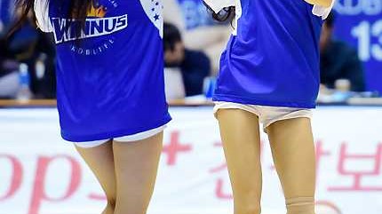 热舞搅动篮坛：韩国职业联赛啦啦队的冬日传奇