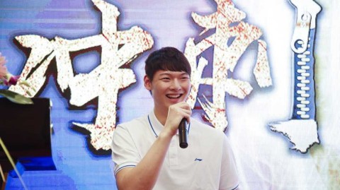 闽篮新章：美女老总挂帅，铁帅范斌携众将誓师冲刺季后赛