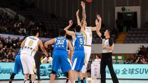 京城之夜：马布里率三外援狂砍68分，北控主场击退青岛收获连胜