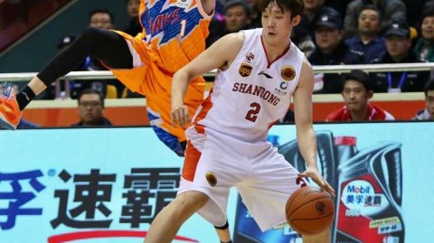 齐鲁劲旅主场狂潮，大鲨鱼深陷济南魔鬼夜