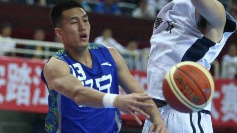 全运赛场辽篮掀青春风暴 大胜重庆豪取两连胜