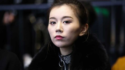 齐鲁玫瑰俏鹏城，丁彦雨航身后那道最温柔的助威声