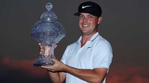 米切尔夜色捧杯绝杀强敌 本田精英赛新人王终加冕