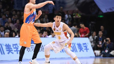 龙岗大决战：弗神独舞难救主，深圳猎鲨挺进四强