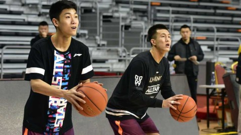 辽篮莞城蓄力半决赛，郭艾伦三分苦练待绽放