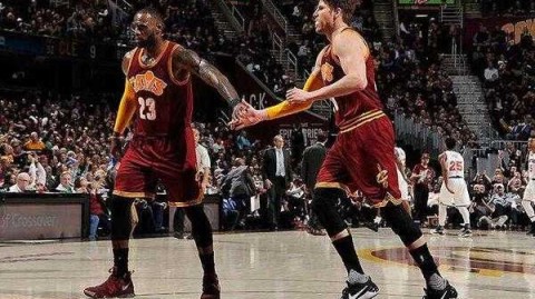 26分惨案！骑士加时惜败老鹰 詹皇空砍三双