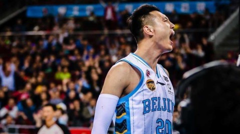 京城决斗：首钢众将击沉福建快船，双子星闪耀五棵松