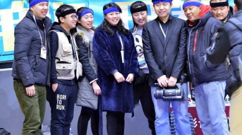 发带风波：当记者戴上发带，CBA赛场响起无声抗议