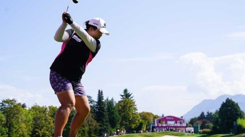 果岭上的女力较量 挥杆间的多彩风采