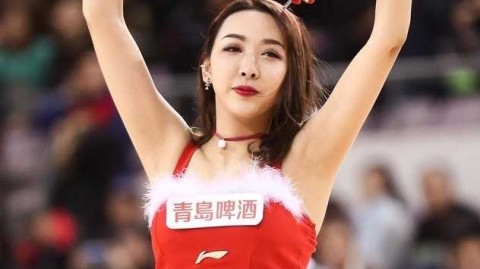 平安夜前的篮球盛宴：北控啦啦队圣诞热舞燃爆奥体，助北京北控激战南京同曦