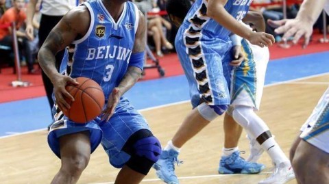 京城篮球记忆：马布里与孙悦的冠军拼图