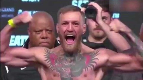 泰森vs梅威瑟表演赛全程复盘：58岁拳王与49岁不败传奇的刚果交锋