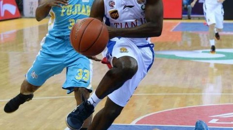 国产水花兄弟狂飙51分 福建客场大胜天津送其七连败