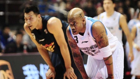 京粤大战20分神逆转！杰曼绝杀广东，北京客场掀翻11冠王