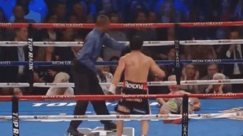 马奎兹一记右手迎击改写了拳坛历史——帕奎奥VS马奎兹四番战复盘