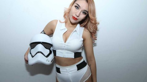 篮球宝贝炫舞CBA赛场 浓浓运动风点燃冬日激情