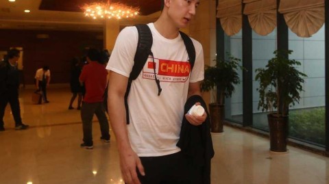 男篮将士挥别北仑 出征里约前的那一抹温情