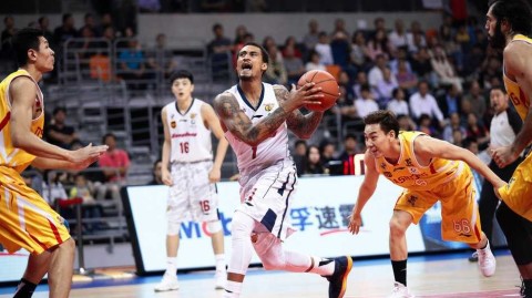 粤旅惊天大胜同曦，华南虎主场血洗对手强势止颓