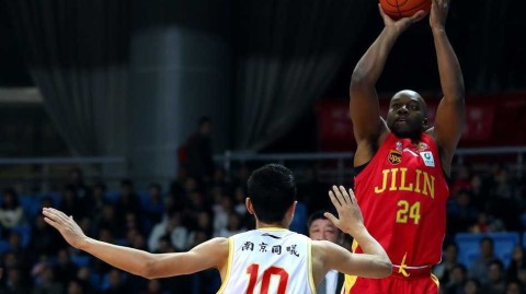 末节三分雨惊涛逆转 同曦主场力擒吉林迎首胜