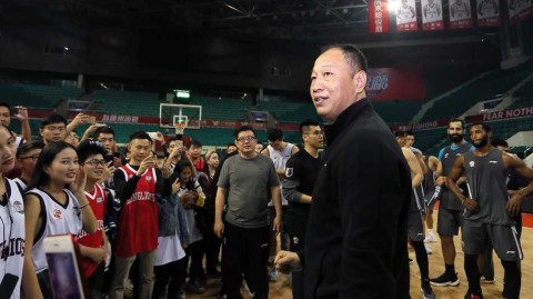 羊城冬日里的热血相聚：广州男篮球迷开放日侧记