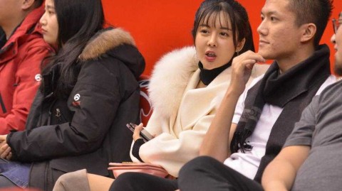 齐鲁冬夜，那一抹温柔热爱：聚焦CBA赛场上的女性力量