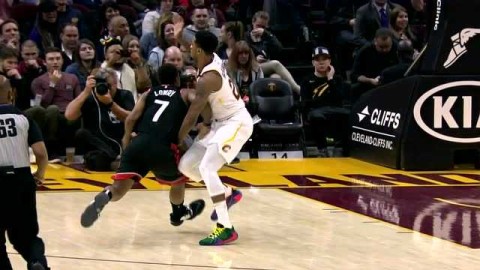 詹皇35+9+6骑士横扫猛龙 连续两年8连胜创历史