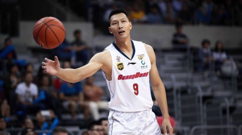 广东德比火力全开，阿联29+16统治内线率队取胜