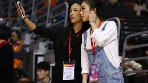 莞邑星辉映笑靥：记2016CBA全明星周末的巾帼风采