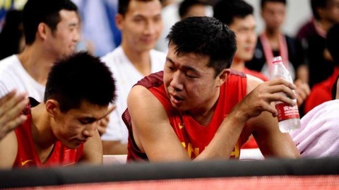 郭艾伦从青涩少年到亚洲顶尖后卫的热血进化史