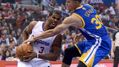 库里三节43分9记三分，勇士主场144-98狂屠快船迎40胜