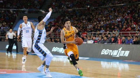 京晋鏖战之巅：马布里独木难支，富兰克林三双弑旧主，闵鹿蕾场边尽显焦灼