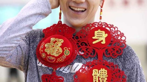 华南虎啸迎新春，朱芳雨易建联领衔宏远众将送上粤式祝福