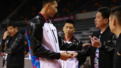 星光熠熠笑语喧天 回首一六全明星周末那些动人瞬间