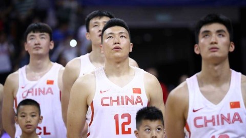 中澳男篮对抗赛东莞站落幕 男篮蓝队虽败犹荣收获成长