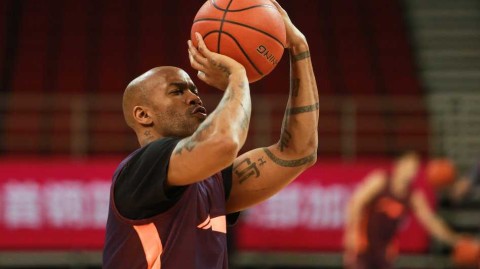 京城铁军蓄势待发：首钢男篮备战青岛全记录