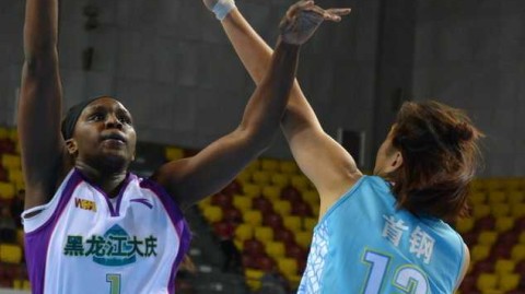 WCBA赛场上那些闪耀的玫瑰：从纪妍妍到孙梦然的巾帼传奇