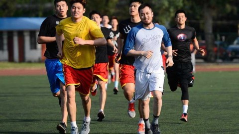 揭秘！宫鲁鸣挂帅中国男篮海埂高原备战，众将苦练只为里约绽放