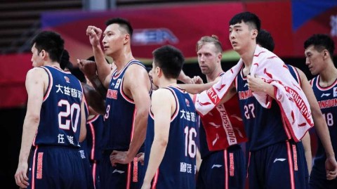 残阵鏖战憾负广东，浙江十五连胜终结