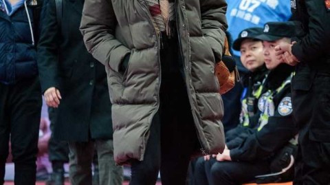 川篮双线告捷夜 女篮外援现场助阵见证复仇之战