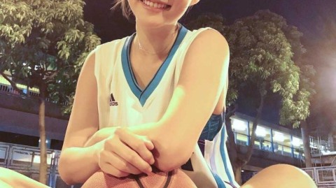 香港篮球女神方泳琳從球場躍上銀幕 酷似陳妍希的雙棲明星
