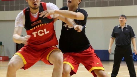 直击海埂：男篮奥运冲刺，宫家军打造血肉长城