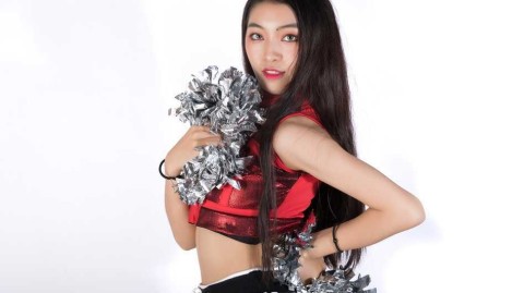 肯帝亚篮球宝贝秀出凯旋之舞 闪耀赛场展现力与美