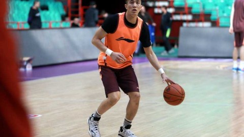 辽篮本溪备战总决赛第二场：郭少戏耍背后传球，哈德森心情大靓