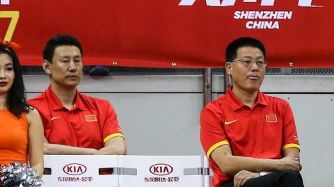 深圳夏夜的双雄会：斯坦科维奇杯德国战车碾过克罗地亚狂想曲，中国队静默观战