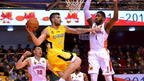 巴蒂斯塔蝎子摆尾与哈德森火热手感 大韩内线霸主地位无人撼动