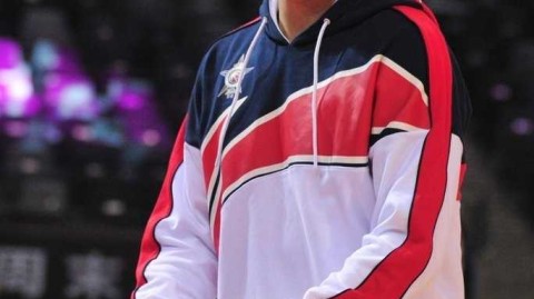 赵睿全明星备战化身开心果 赛场内外“耍宝”瞬间点燃南区队气氛