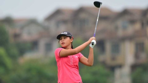 绿茵挥杆竞风采 高尔夫球赛展英姿