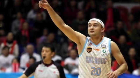 CBA第六轮卫冕冠军的新引擎布拉切回归引领新疆逆转四川